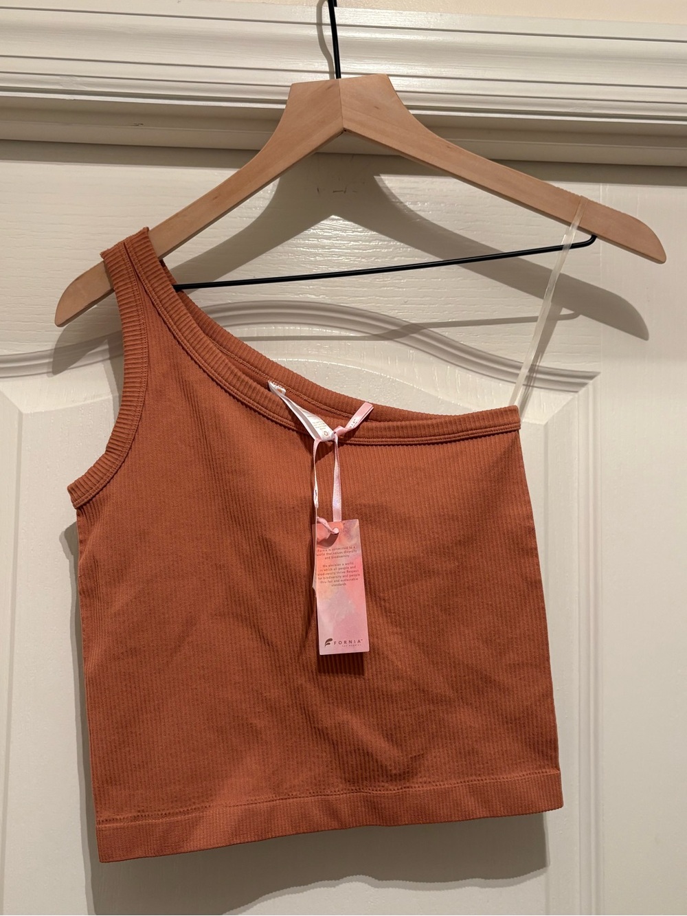 WOMEN'S FORNIA TOP ONE CEDAR WOOD ONE SHOULDER RIBBED CAMI TOP size M/L NWT